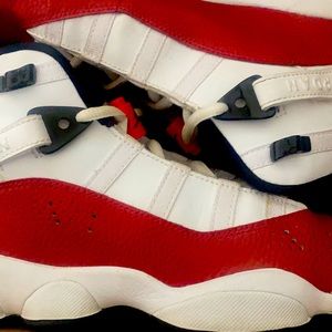 Jordan 6 rings in size 6 only worn a few times in the colors red